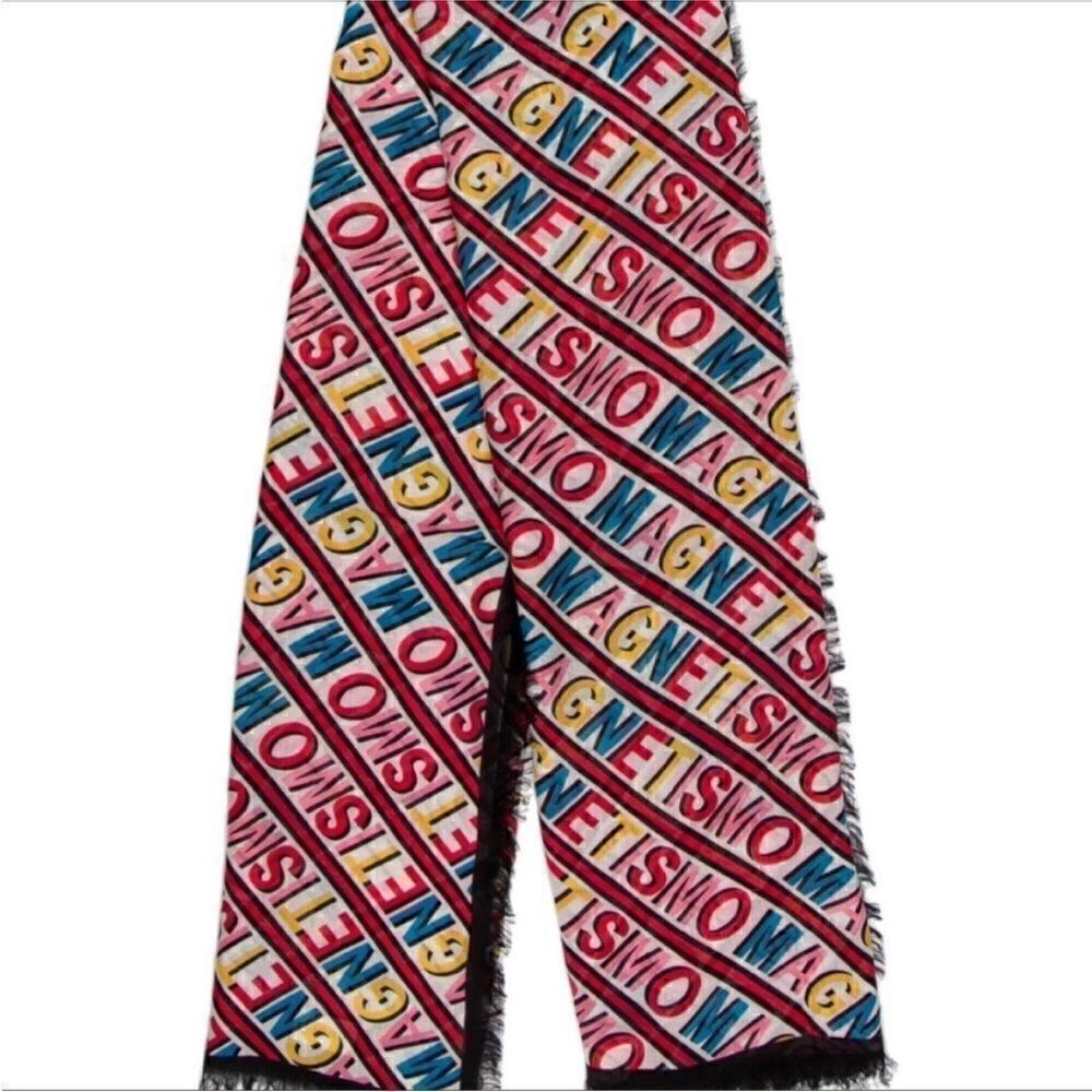 Gucci Magnetismo Scarf